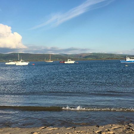 Beautiful Aberdovey Seafront Apartment 2 阿伯蒂费 外观 照片