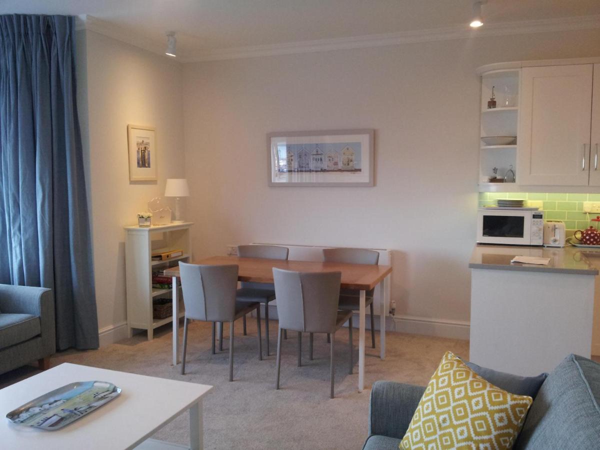 Beautiful Aberdovey Seafront Apartment 2 阿伯蒂费 外观 照片